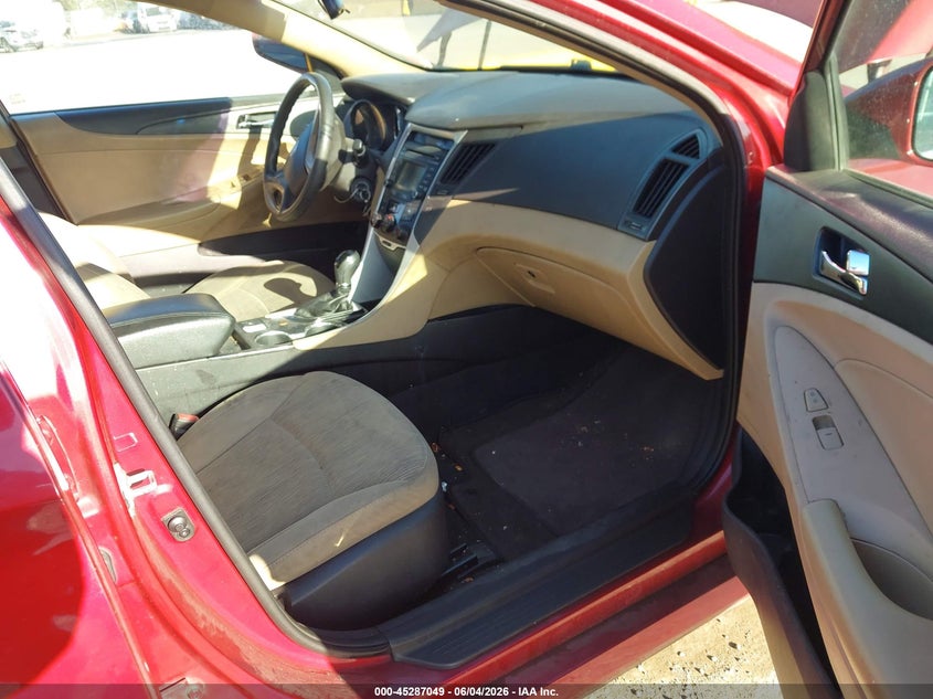 2014 Hyundai Sonata VIN 5NPEB4AC4EH940795 IAAI salvage auction — LEFT FRONT, Salvage Title, sold $500 on 2026-07-09 (photo 5)