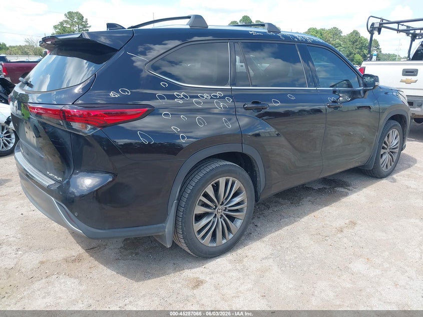 2020 Toyota Highlander VIN 5TDFZRAH5LS004006 IAAI salvage auction — LEFT SIDE, Salvage Title, sold $21,000 on 2026-07-16 (photo 4)