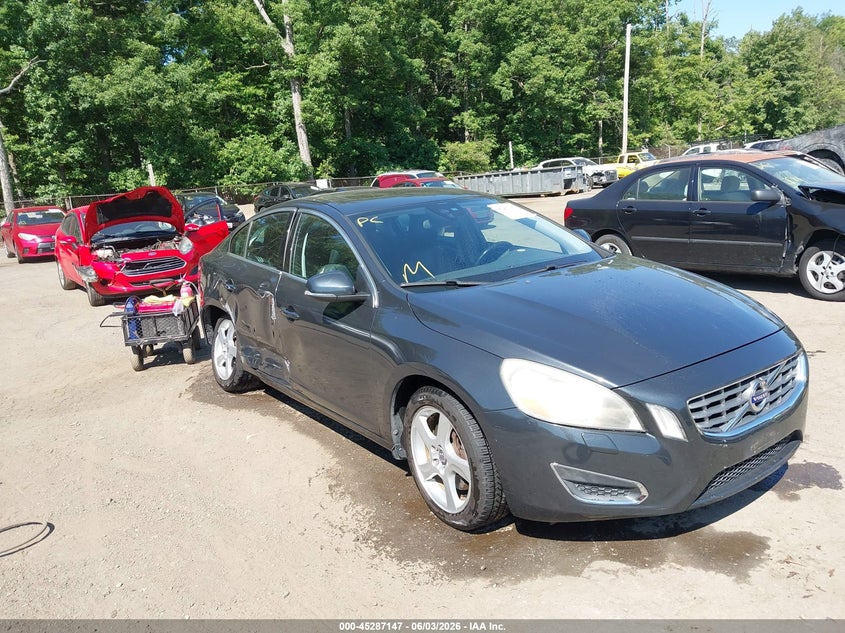 2012 Volvo S60 VIN YV1622FS5C2140394 IAAI salvage auction — SIDE, Salvage Title, sold $25 on 2026-07-22 (photo 1)