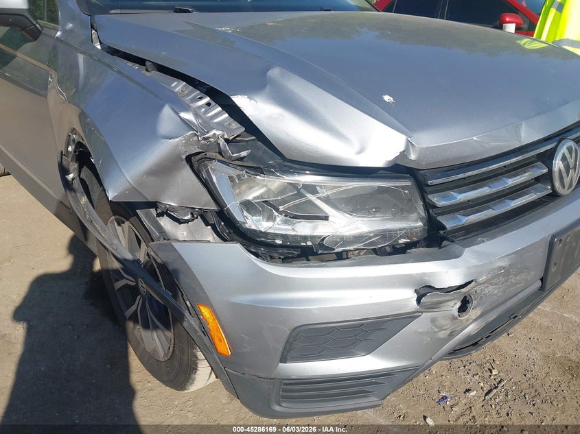 2020 Volkswagen Tiguan VIN 3VV3B7AX0LM145179 IAAI salvage auction — RIGHT FRONT, Salvage - Greater Than 75% (Maryland), sold $2,975 on 2026-08-26 (photo 6)