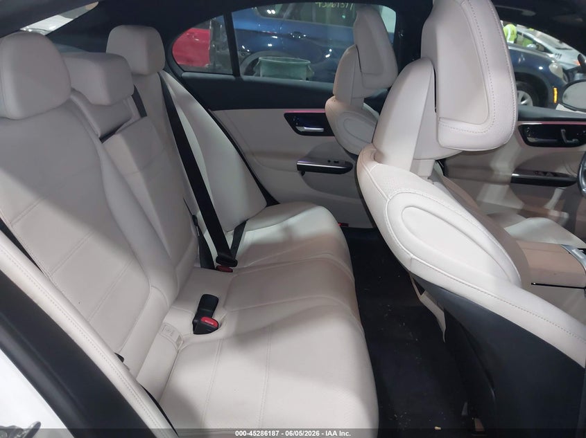 2024 Mercedes-benz C-klasse VIN W1KAF4HB4RR157030 IAAI salvage auction — FRONT END, Salvage Title, sold $18,600 on 2026-07-11 (photo 8)