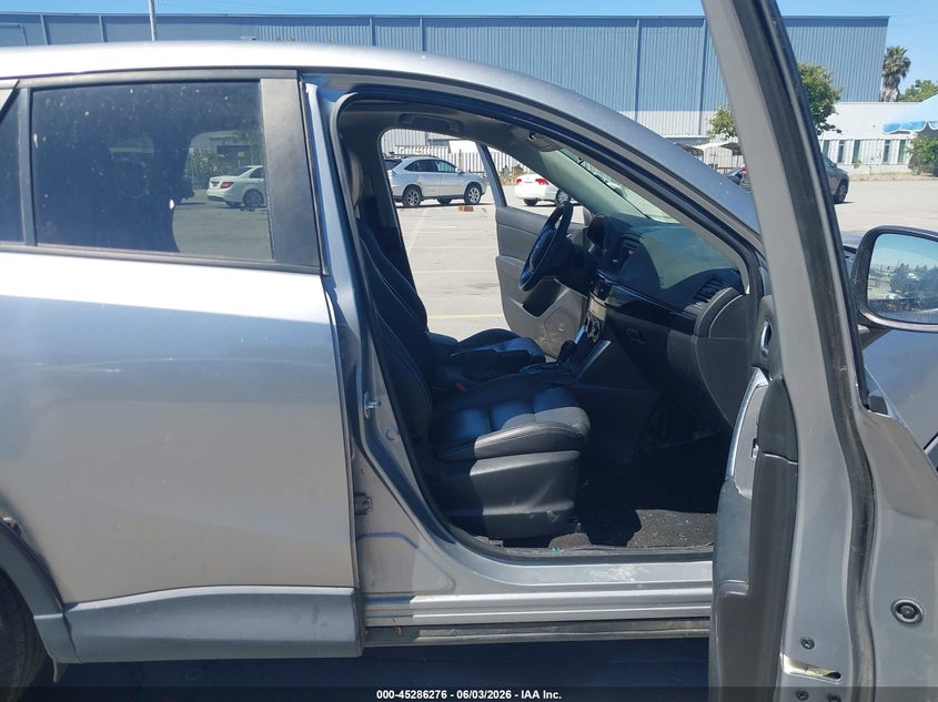 2013 Mazda Cx-5 VIN JM3KE2CE5D0102906 IAAI salvage auction — RIGHT FRONT, Salvage Title, sold $1,150 on 2026-07-13 (photo 5)