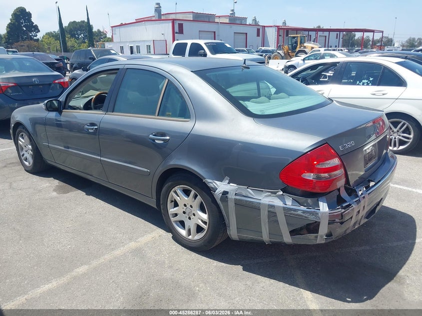 2005 Mercedes-benz E-class VIN WDBUF65J25A699569 IAAI salvage auction — REAR END, Salvage (California), sold $200 on 2026-07-23 (photo 3)