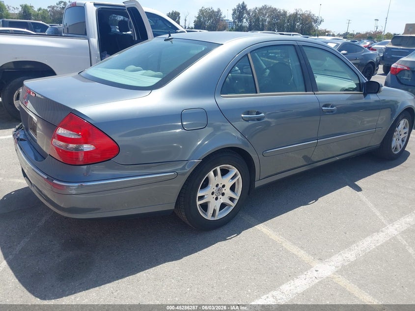 2005 Mercedes-benz E-class VIN WDBUF65J25A699569 IAAI salvage auction — REAR END, Salvage (California), sold $200 on 2026-07-23 (photo 4)