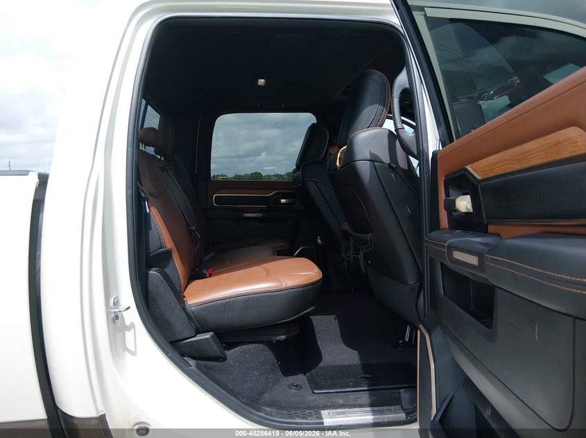 2021 Ram 2500 VIN 3C6UR5GL5MG533085 IAAI salvage auction — LEFT SIDE, Salvage Title, sold $20,500 on 2026-07-30 (photo 8)