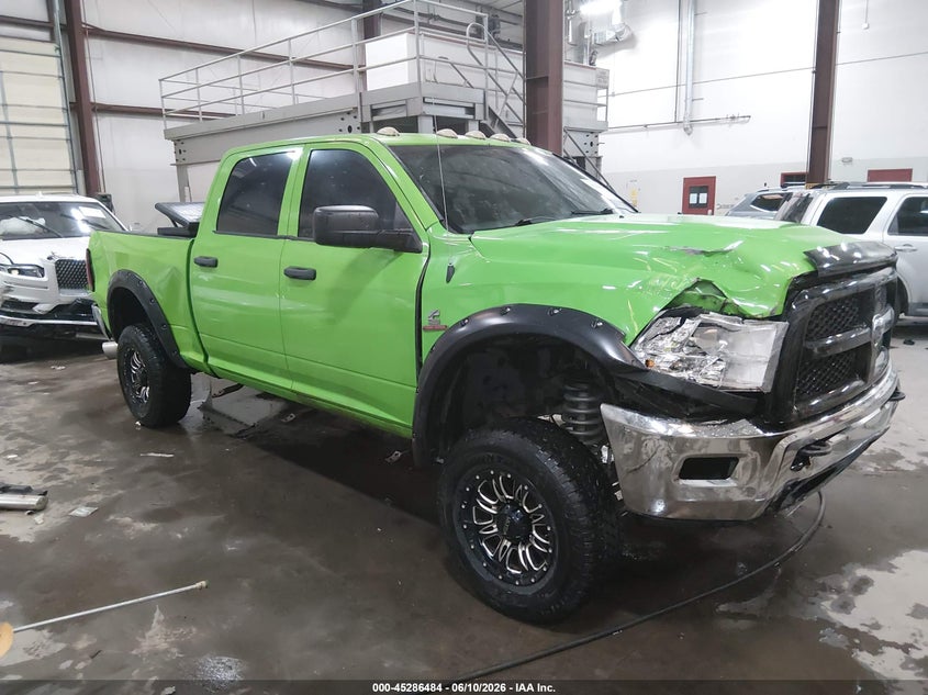 2013 Ram 2500 VIN 3C6UR5CL0DG611990 — IAAI salvage auction photo