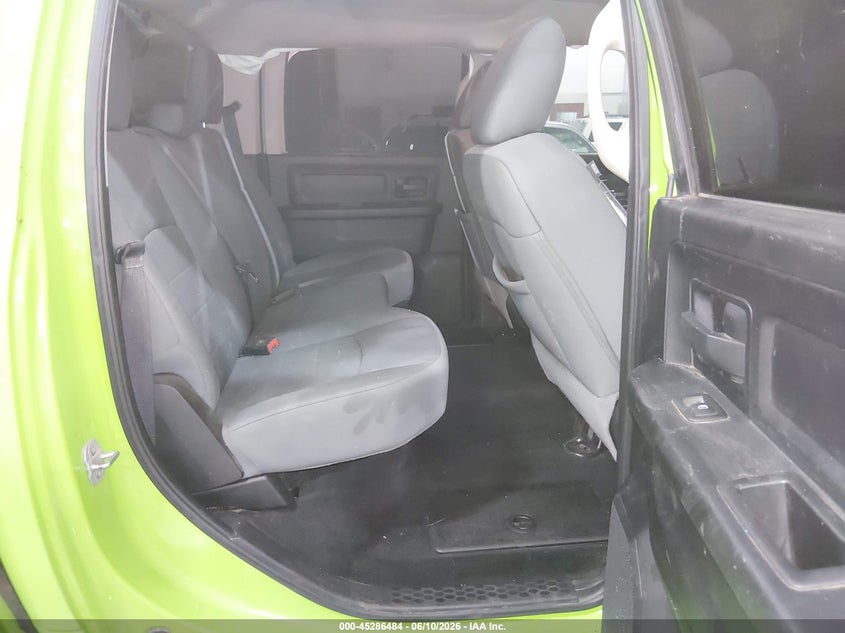 2013 Ram 2500 VIN 3C6UR5CL0DG611990 IAAI salvage auction — RIGHT FRONT, Salvage Title, sold $13,600 on 2026-08-21 (photo 8)