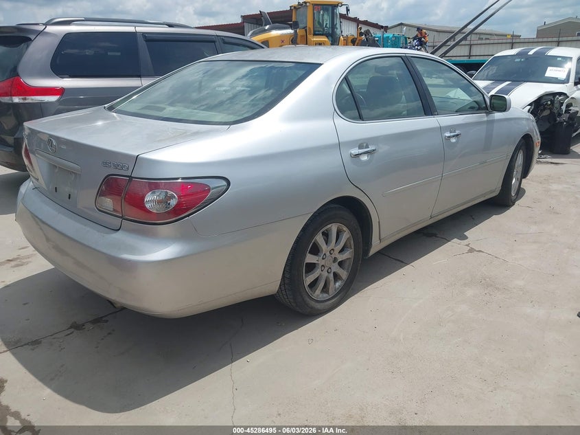 2002 Lexus ES VIN JTHBF30G520085652 IAAI salvage auction — REPOSSESSION, Nrc Lienholder Repossession Paperwork (Texas), sold $475 on 2026-07-07 (photo 4)