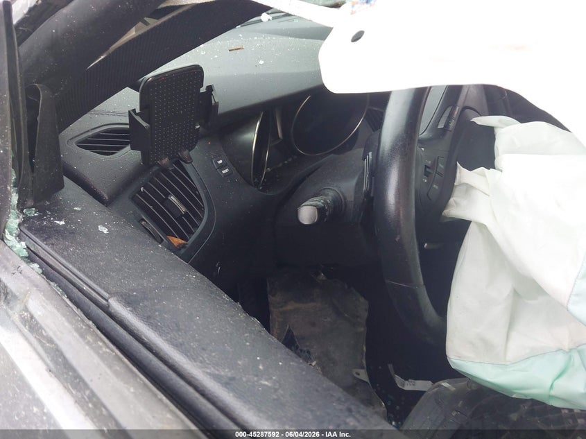2015 Hyundai Genesis VIN KMHHU6KJXFU127626 IAAI salvage auction — ROLLOVER, Salvage (Texas), sold $25 on 2026-07-29 (photo 7)