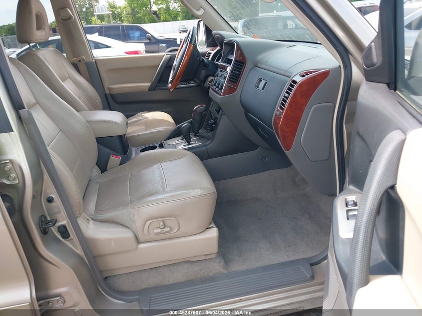 2003 Mitsubishi Montero VIN JA4NW51S33J037585 IAAI salvage auction — NORMAL WEAR, Clear (Tennessee), sold $500 on 2026-07-28 (photo 5)