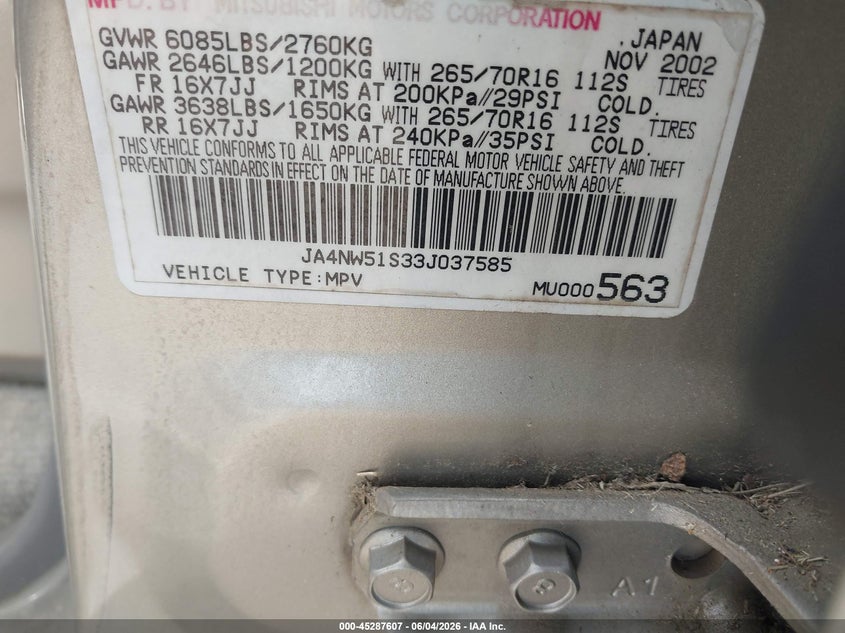 2003 Mitsubishi Montero VIN JA4NW51S33J037585 IAAI salvage auction — NORMAL WEAR, Clear (Tennessee), sold $500 on 2026-07-28 (photo 9)