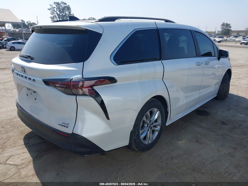 2023 Toyota Sienna VIN 5TDJRKEC7PS165818 IAAI salvage auction — LEFT REAR, Salvage Title, sold $17,100 on 2026-07-15 (photo 4)