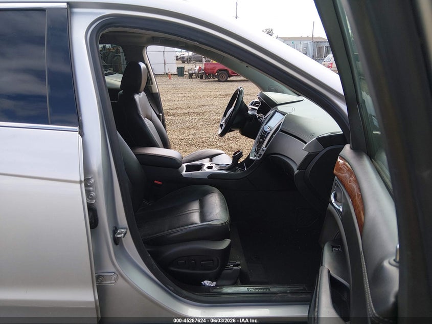 2016 Cadillac Srx VIN 3GYFNEE37GS533214 IAAI salvage auction — LEFT SIDE, Salvage Title, sold $775 on 2026-07-29 (photo 5)