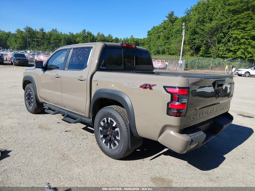 2022 Nissan Navara (frontier) VIN 1N6ED1EKXNN672326 IAAI salvage auction — REAR END, Salvage Title, sold $12,400 on 2026-07-09 (photo 3)
