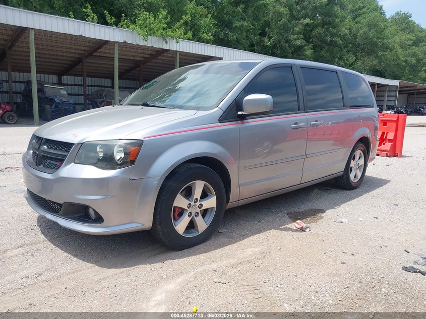 2014 Dodge Caravan VIN 2C4RDGEG2ER104447 IAAI salvage auction — NORMAL WEAR, Clear - Dealer Only (Kansas), sold $550 on 2026-07-29 (photo 2)
