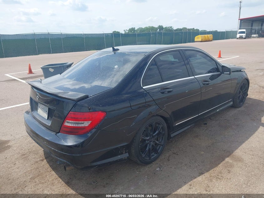 2013 Mercedes-benz C-klasse VIN WDDGF8AB8DR247415 IAAI salvage auction — FRONT END, Regular (South Dakota), sold $425 on 2026-07-28 (photo 4)