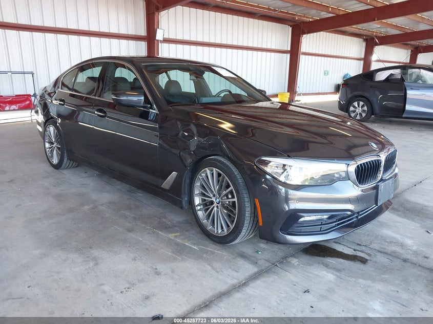 2018 BMW 5er VIN WBAJA5C54JWA57709 IAAI salvage auction — SIDE, Salvage Title, sold $7,050 on 2026-07-14 (photo 1)