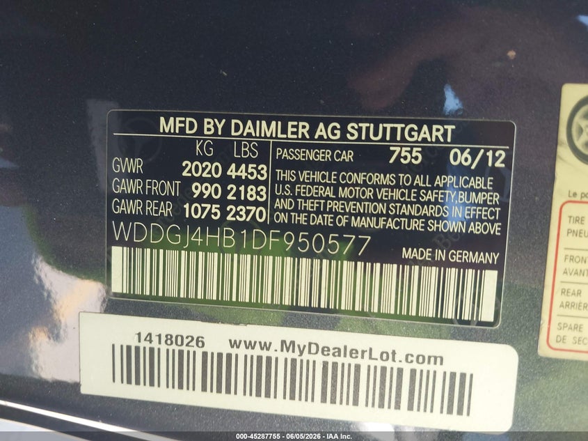 2013 Mercedes-benz C-klasse VIN WDDGJ4HB1DF950577 IAAI salvage auction — REAR END, Salvage Title, sold $550 on 2026-07-13 (photo 9)