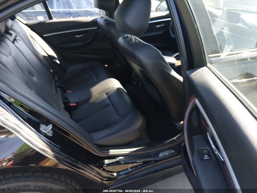 2016 BMW 3er VIN WBA8E3G57GNT26234 IAAI salvage auction — SIDE, Salvage Title, sold $2,550 on 2026-07-20 (photo 8)