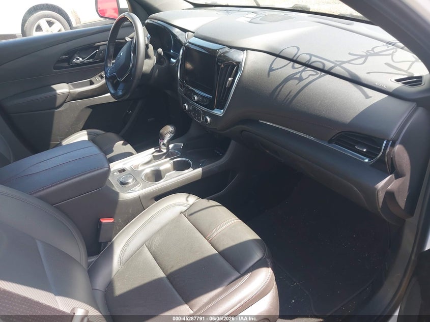 2022 Chevrolet Traverse VIN 1GNEVJKW7NJ129814 IAAI salvage auction — REAR END, Salvage Title, sold $7,200 on 2026-07-25 (photo 5)