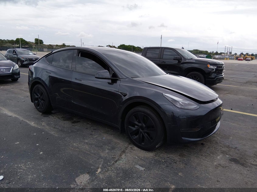 2024 Tesla Model y VIN 7SAYGDED5RF159714 IAAI salvage auction — REAR END, Salvage Title, sold $13,200 on 2026-07-09 (photo 1)