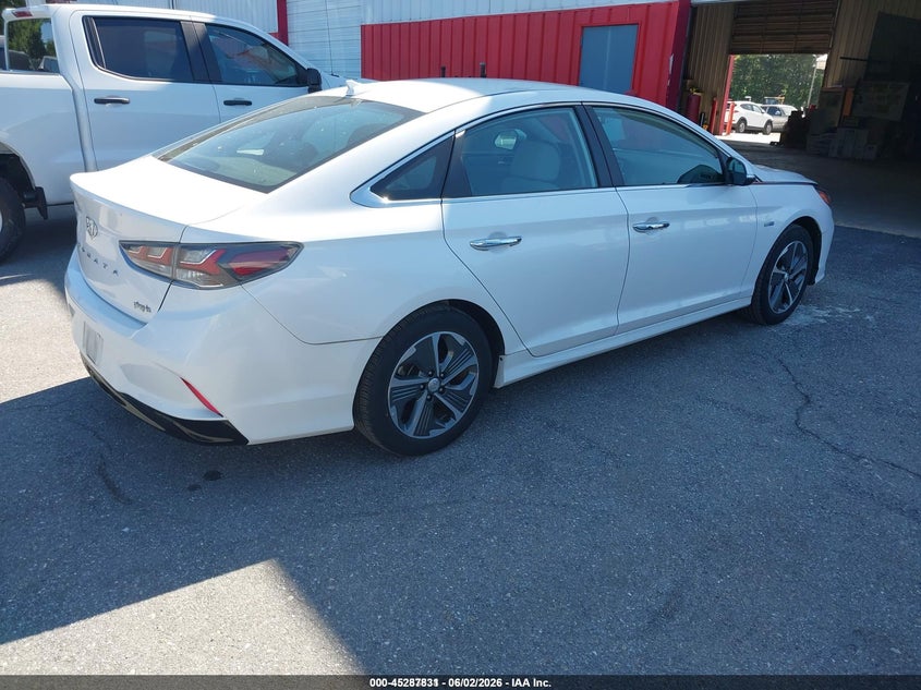2019 Hyundai Sonata hybrid VIN KMHE14L29KA091396 IAAI salvage auction — NORMAL WEAR, Sf97 (Maryland), sold $50 on 2026-07-21 (photo 4)