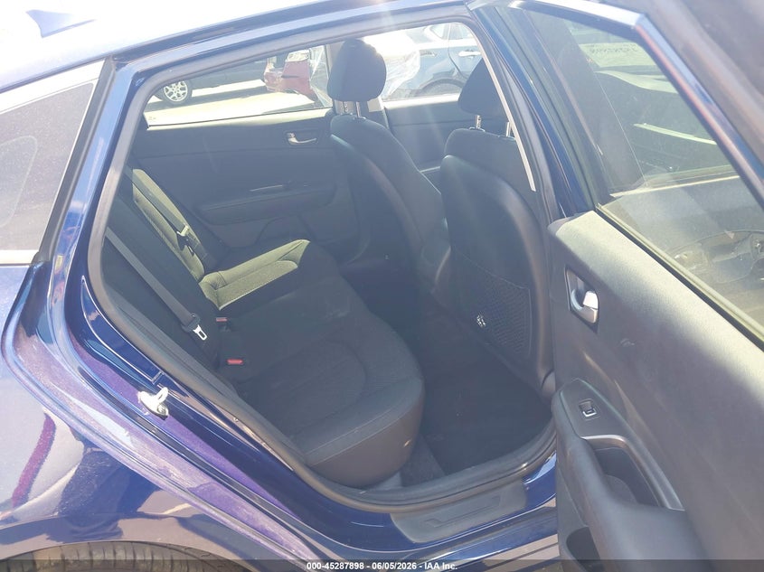 2019 Kia Optima VIN 5XXGT4L36KG277675 IAAI salvage auction — FRONT END, Salvage Title, sold $25 on 2026-07-22 (photo 8)