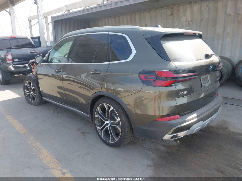 2025 BMW X5 VIN 5UX43EU0XS9Y59237 IAAI salvage auction — LEFT FRONT, Salvage Title, sold $40,750 on 2026-07-22 (photo 3)