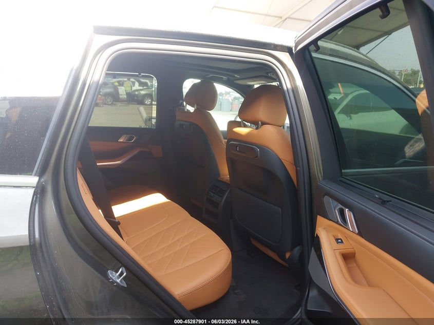 2025 BMW X5 VIN 5UX43EU0XS9Y59237 IAAI salvage auction — LEFT FRONT, Salvage Title, sold $40,750 on 2026-07-22 (photo 8)