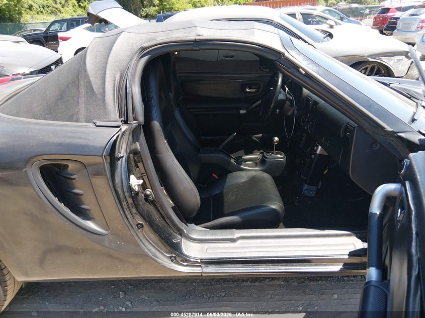 2003 Toyota Mr2 VIN JTDFR320530058429 IAAI salvage auction — NORMAL WEAR, Clear (Virginia), sold $425 on 2026-07-16 (photo 5)