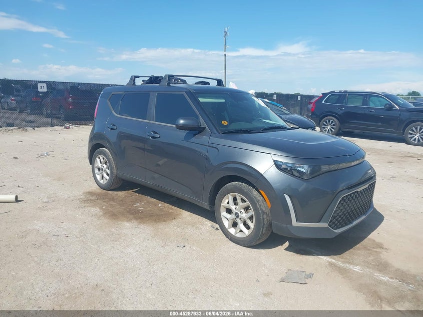 2024 Kia Soul VIN KNDJ23AU3R7909467 IAAI salvage auction — LEFT SIDE, Salvage (Texas), sold $4,000 on 2026-07-28 (photo 1)