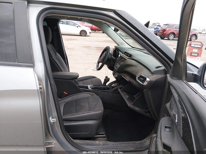 2023 Chevrolet Trailblazer VIN KL79MPS27PB183363 IAAI salvage auction — LEFT SIDE, Salvage Title, sold $1,650 on 2026-07-22 (photo 5)
