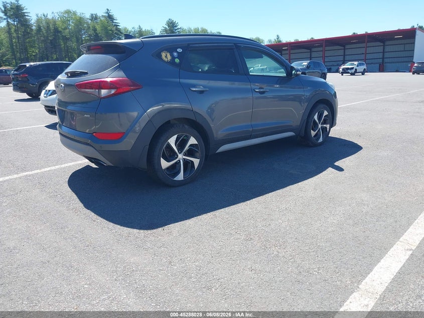 2018 Hyundai Tucson VIN KM8J3CA22JU676324 IAAI salvage auction — NORMAL WEAR, Clear (New York), sold $1,600 on 2026-07-09 (photo 4)