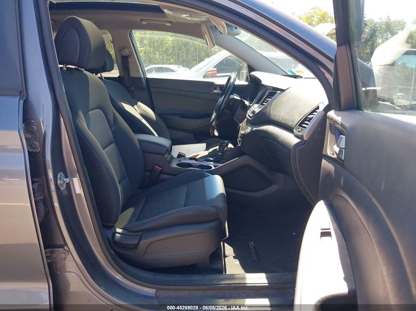 2018 Hyundai Tucson VIN KM8J3CA22JU676324 IAAI salvage auction — NORMAL WEAR, Clear (New York), sold $1,600 on 2026-07-09 (photo 5)