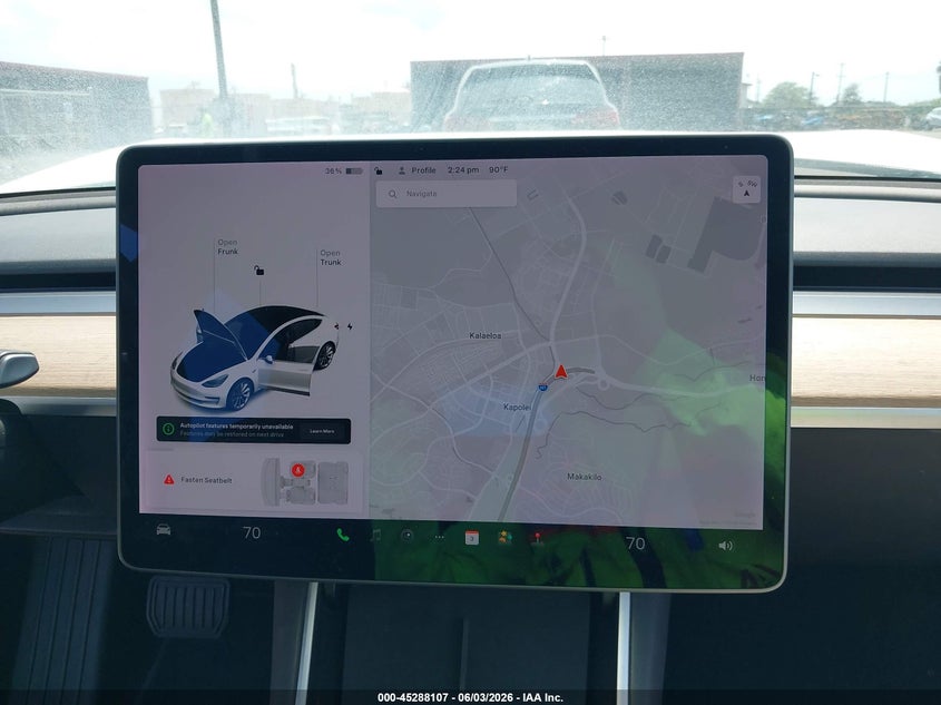2018 Tesla Model 3 VIN 5YJ3E1EA6JF126470 IAAI salvage auction — NORMAL WEAR, Clear (Hawaii), sold $2,400 on 2026-07-21 (photo 7)