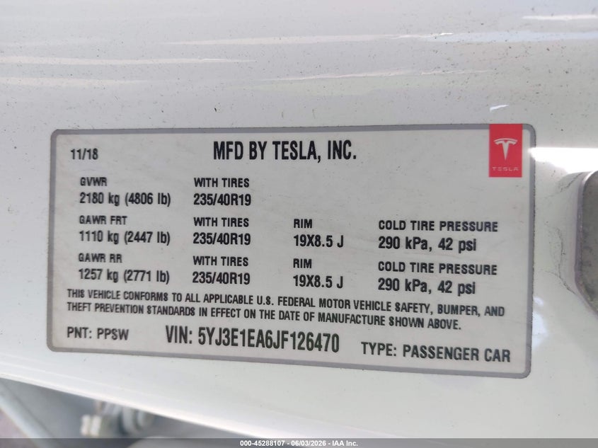 2018 Tesla Model 3 VIN 5YJ3E1EA6JF126470 IAAI salvage auction — NORMAL WEAR, Clear (Hawaii), sold $2,400 on 2026-07-21 (photo 9)