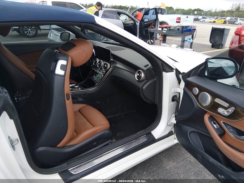 2020 Mercedes-benz C-klasse VIN WDDWK8DB6LF980839 IAAI salvage auction — WATER/FLOOD, Salvage Title, sold $9,875 on 2026-07-23 (photo 5)