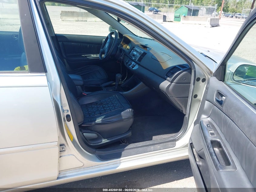 2002 Toyota Camry VIN JTDBF30K220082682 IAAI salvage auction — NORMAL WEAR, Clear (Florida), sold $400 on 2026-07-14 (photo 5)