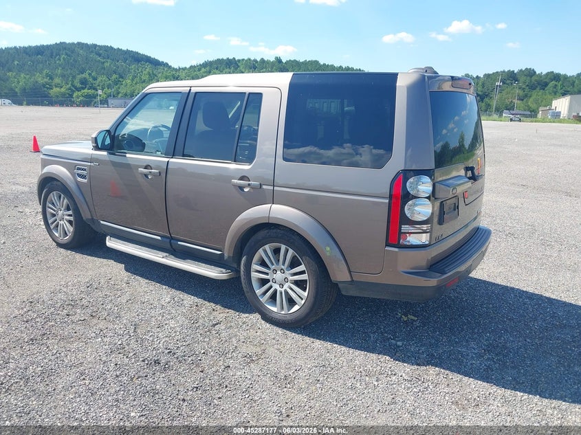 2016 Land rover Lr4 VIN SALAK2V6XGA796860 IAAI salvage auction — NORMAL WEAR, Salvage Title, sold $800 on 2026-07-29 (photo 3)