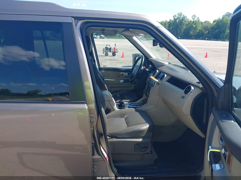 2016 Land rover Lr4 VIN SALAK2V6XGA796860 IAAI salvage auction — NORMAL WEAR, Salvage Title, sold $800 on 2026-07-22 (photo 5)