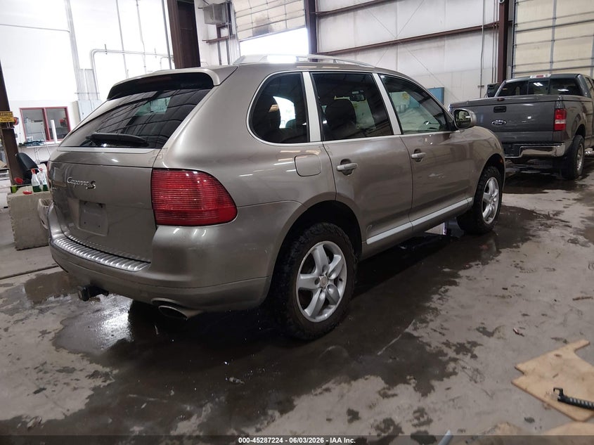 2005 Porsche Cayenne VIN WP1AB29P85LA65466 IAAI salvage auction — UNDERCARRIAGE, Salvage (Idaho), sold $800 on 2026-08-21 (photo 4)