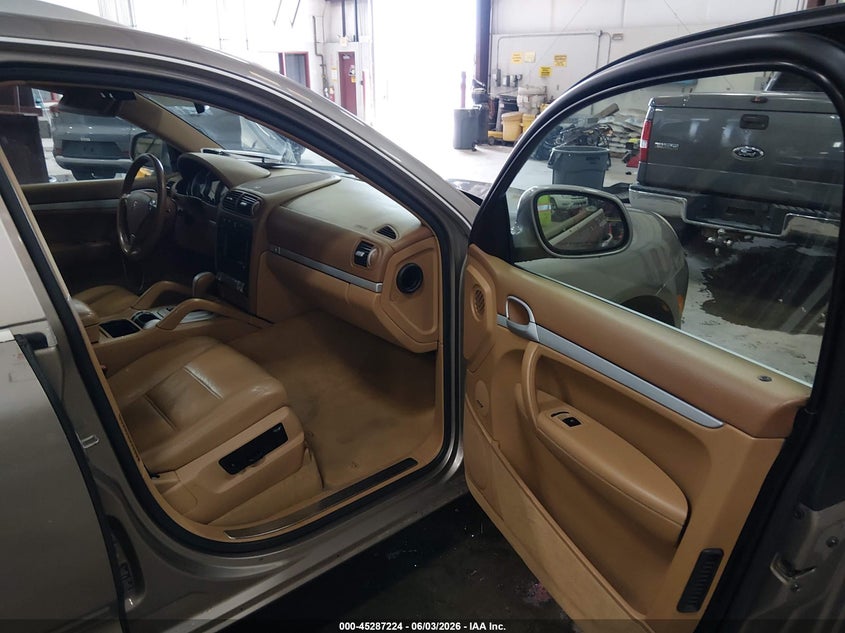 2005 Porsche Cayenne VIN WP1AB29P85LA65466 IAAI salvage auction — UNDERCARRIAGE, Salvage (Idaho), sold $800 on 2026-08-21 (photo 5)