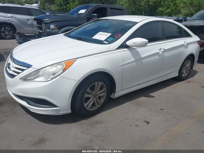 2014 Hyundai Sonata VIN 5NPEB4ACXEH885902 IAAI salvage auction — Front End, Salvage, sold $1,625 on 2026-07-08 (photo 2)