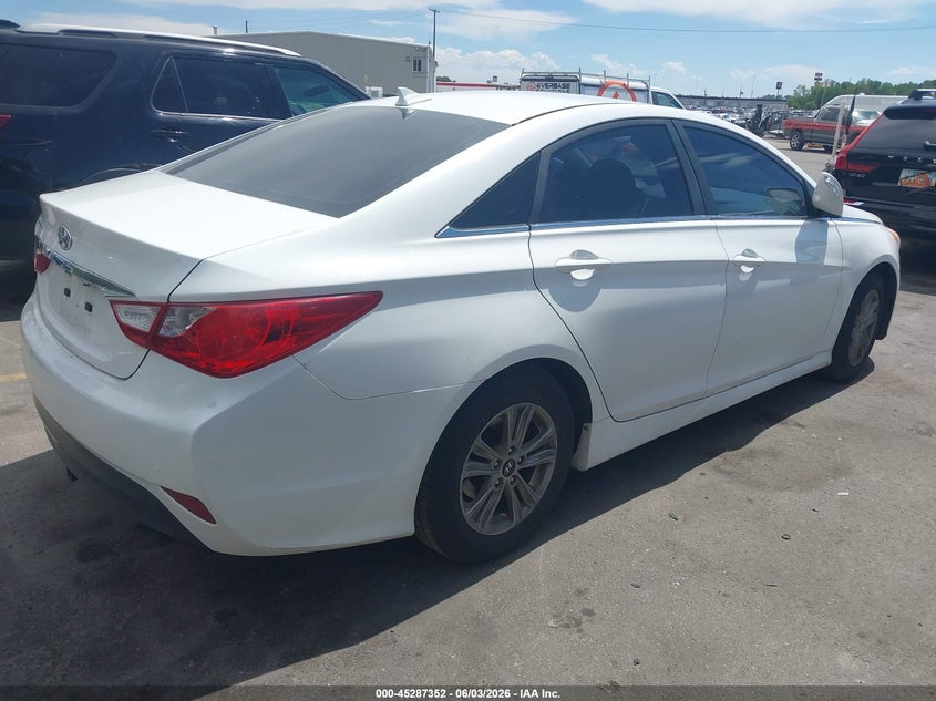 2014 Hyundai Sonata VIN 5NPEB4ACXEH885902 IAAI salvage auction — Front End, Salvage, sold $1,625 on 2026-07-08 (photo 4)