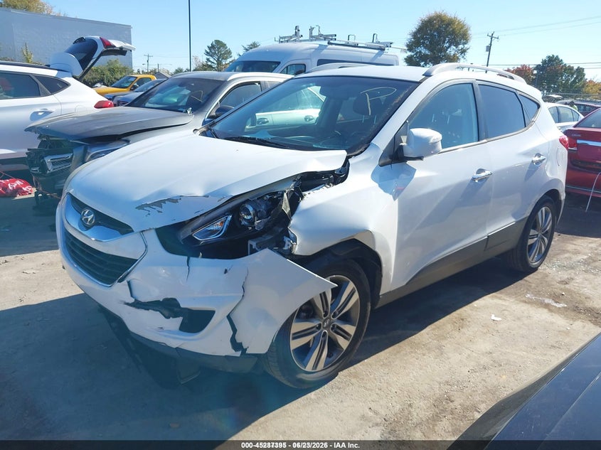 2015 Hyundai Tucson VIN KM8JU3AG6FU105774 IAAI salvage auction — LEFT FRONT, Clear (North Carolina), sold $2,025 on 2026-07-20 (photo 2)