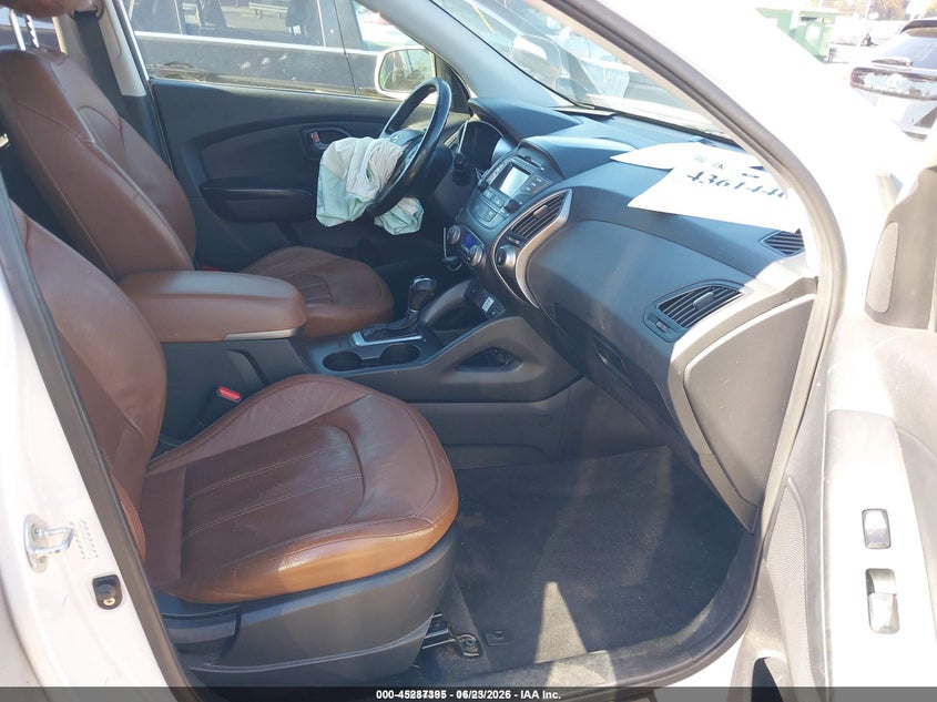 2015 Hyundai Tucson VIN KM8JU3AG6FU105774 IAAI salvage auction — LEFT FRONT, Clear (North Carolina), sold $2,025 on 2026-07-20 (photo 5)