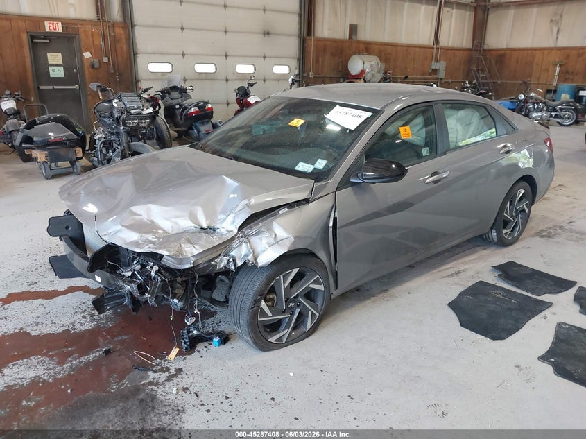 2025 Hyundai Elantra VIN KMHLM4DG2SU883347 IAAI salvage auction — FRONT END, Salvage Title, sold $2,850 on 2026-07-08 (photo 2)