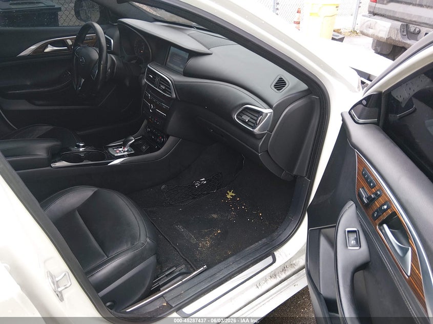 2018 Infiniti Qx30 VIN SJKCH5CP8JA045398 IAAI salvage auction — FRONT END, Salvage Title, sold $1,850 on 2026-07-27 (photo 5)