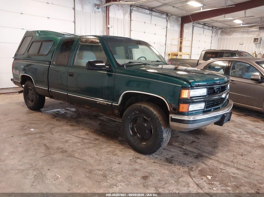 1998 Chevrolet S-10 pickup VIN 2GCEK19R5W1276517 IAAI salvage auction — NORMAL WEAR, Clear (Michigan), sold $675 on 2026-07-07 (photo 1)
