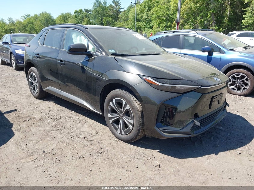 2025 Toyota Bz4x VIN JTMAAAAAXSA073369 — IAAI salvage auction photo
